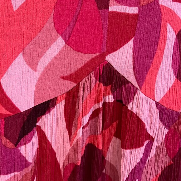 Emily Wonder 2X Pink Red Abstract Floral Tiered V-Neck Crinkle Tunic Dress - Picture 4 of 10
